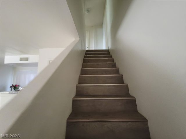 5126 Golden A, Las Vegas, NV 89119