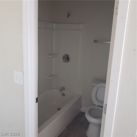 5126 Golden A, Las Vegas, NV 89119