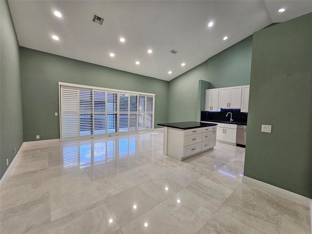 5770 Coach House Circle F, Boca Raton, FL 33486