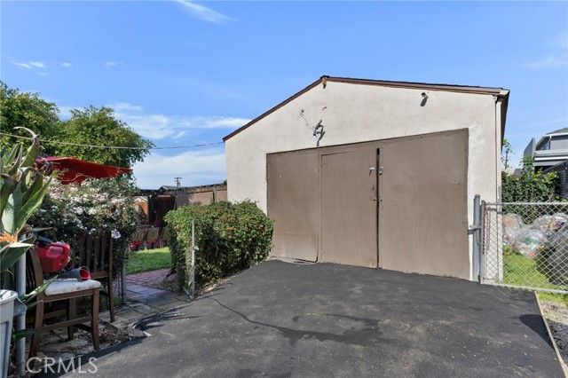 213 E Hazel, Inglewood, CA 90302