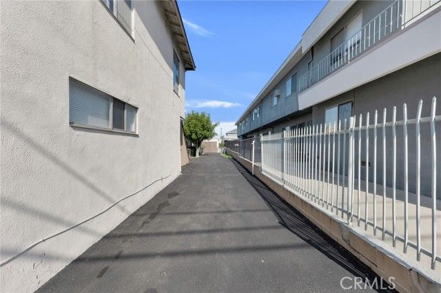 213 E Hazel, Inglewood, CA 90302