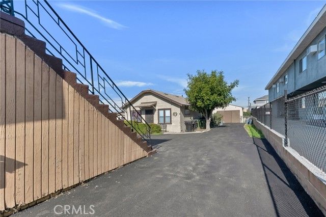 213 E Hazel, Inglewood, CA 90302