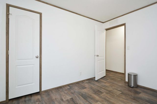 1368 96th Lane NE, Blaine, MN 55434