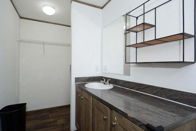 1368 96th Lane NE, Blaine, MN 55434