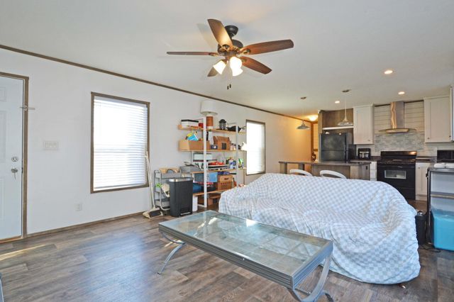 1368 96th Lane NE, Blaine, MN 55434