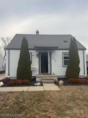 19029 Victor Street, Roseville, MI 48066