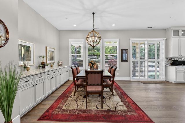 23235 Darkhorse Dr, Auburn, CA 95602