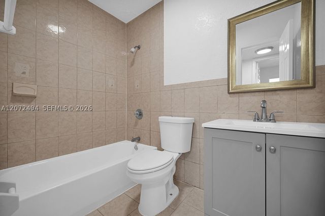 622 Kathy Ct, Margate, FL 33068