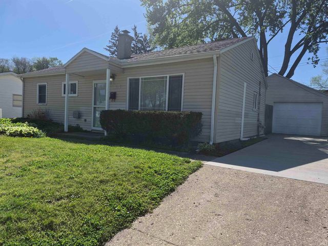 410 Barbie Street, South Bend, IN 46614