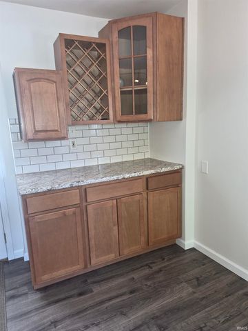 410 Barbie Street, South Bend, IN 46614