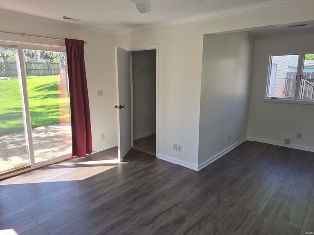 410 Barbie Street, South Bend, IN 46614