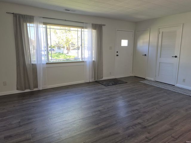 410 Barbie Street, South Bend, IN 46614