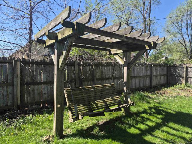 410 Barbie Street, South Bend, IN 46614