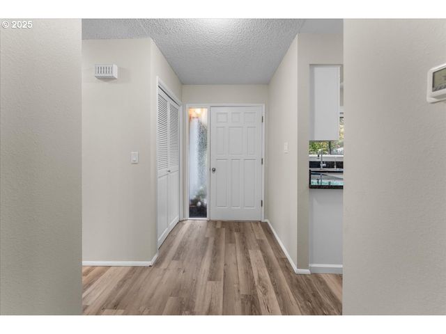 2105 Ne 136TH Ave, Vancouver, WA 98684