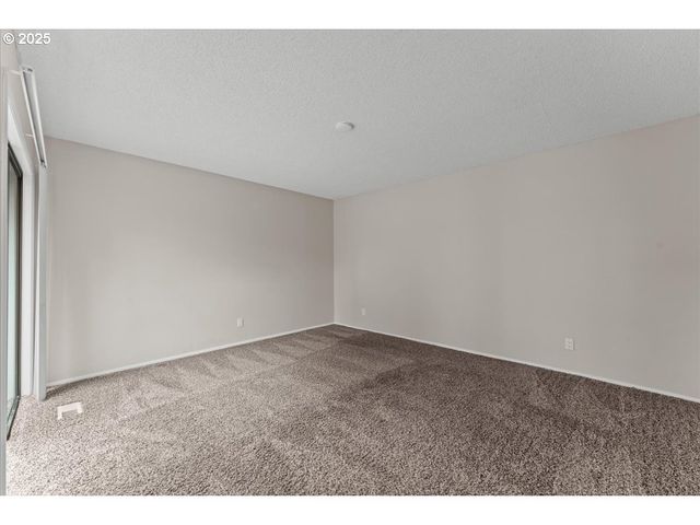 2105 Ne 136TH Ave, Vancouver, WA 98684