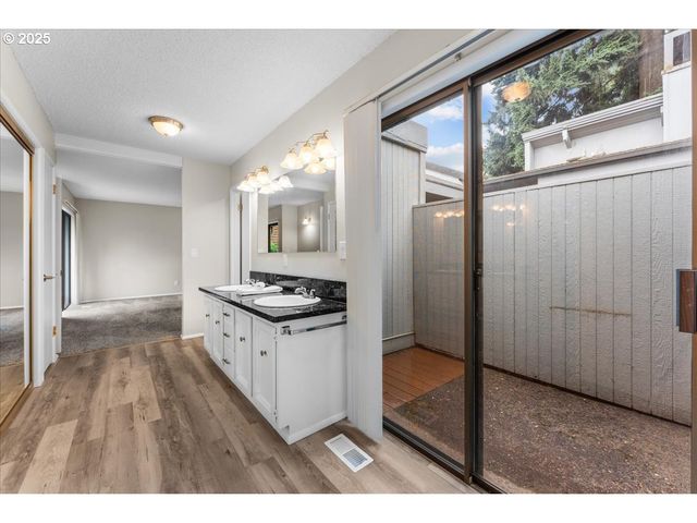 2105 Ne 136TH Ave, Vancouver, WA 98684