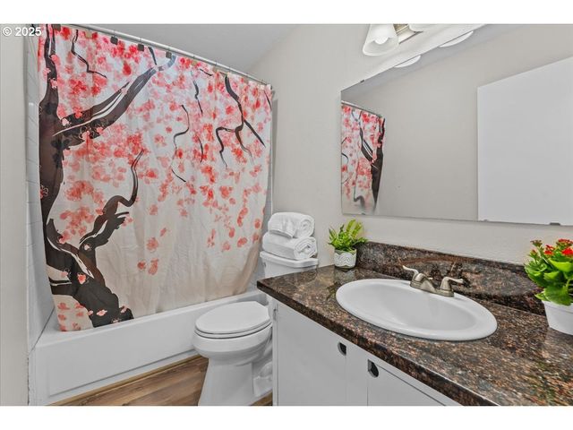 2105 Ne 136TH Ave, Vancouver, WA 98684