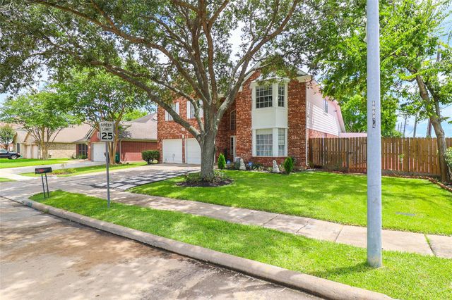 11731 Cobblestone Point Drive, Sugar Land, TX 77498