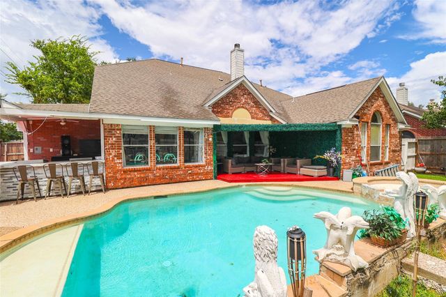 11731 Cobblestone Point Drive, Sugar Land, TX 77498