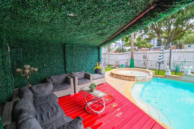 11731 Cobblestone Point Drive, Sugar Land, TX 77498