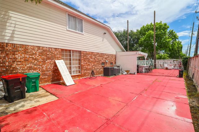 11731 Cobblestone Point Drive, Sugar Land, TX 77498