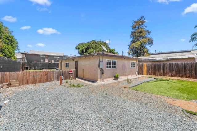 1610-12 Dahlia Avenue, San Diego, CA 92154