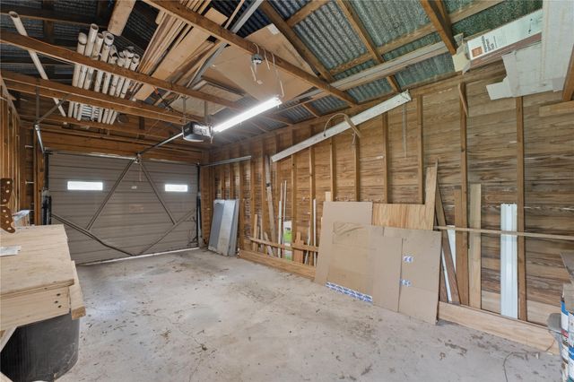443 S Madison ST, La Grange, TX 78945