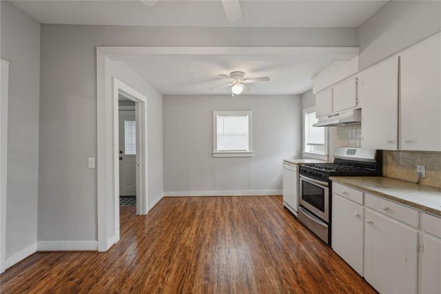443 S Madison ST, La Grange, TX 78945