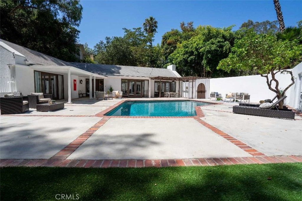 3183 N Laurel Canyon Blvd, Studio City, CA 91604 — photo 5