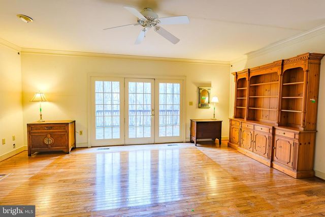 7319 HILLTOP DR, Frederick, MD 21702