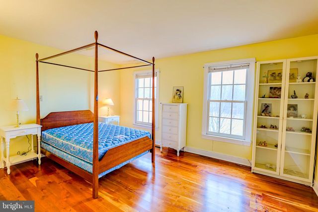 7319 HILLTOP DR, Frederick, MD 21702