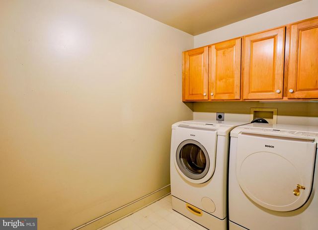 7319 HILLTOP DR, Frederick, MD 21702