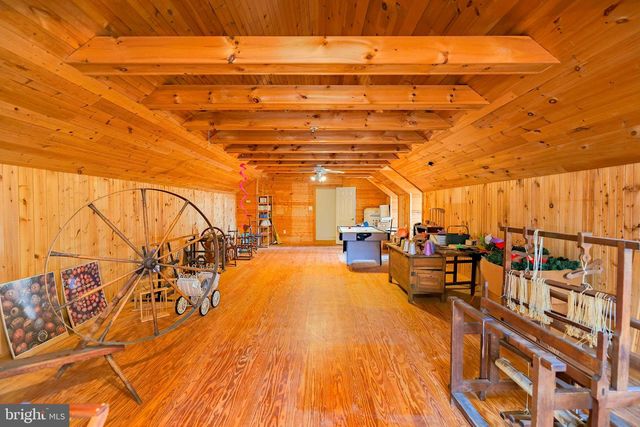 7319 HILLTOP DR, Frederick, MD 21702