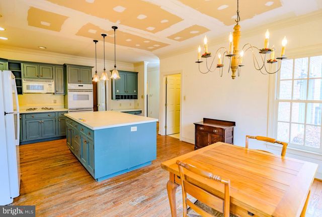 7319 HILLTOP DR, Frederick, MD 21702