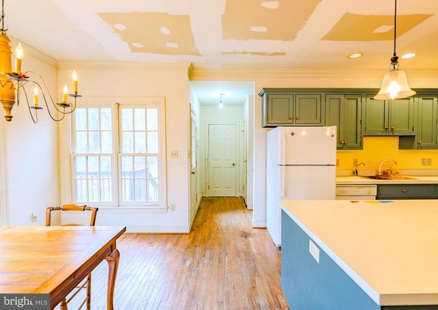 7319 HILLTOP DR, Frederick, MD 21702