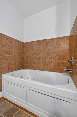 240 Hash Ln, Rock Island, TN 38581