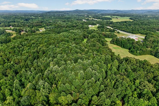240 Hash Ln, Rock Island, TN 38581