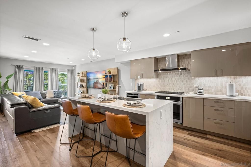 3030 Jarvis St 2, San Diego, CA 92106