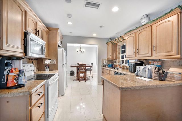 6810 Merion Court, North Lauderdale, FL 33068