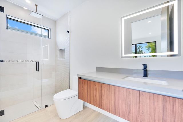 2661 Johnson Street, Hollywood, FL 33020