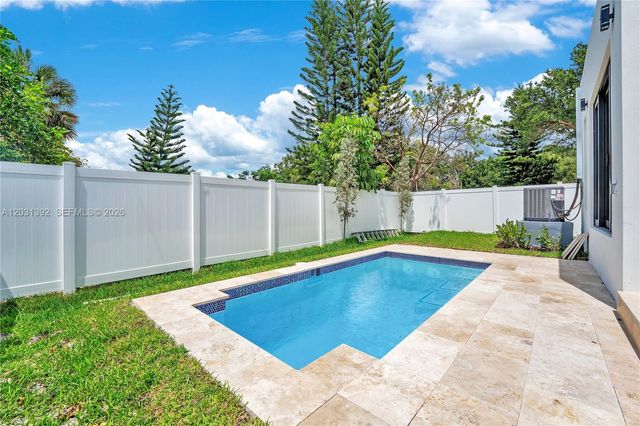 2661 Johnson Street, Hollywood, FL 33020