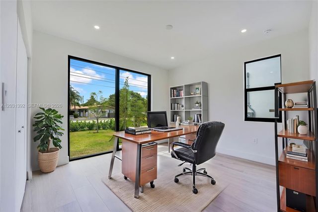 2661 Johnson Street, Hollywood, FL 33020