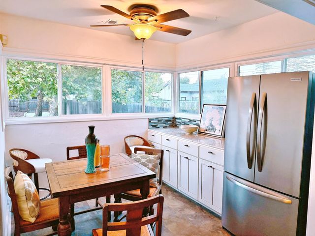 3035 Marshall Way, Sacramento, CA 95817