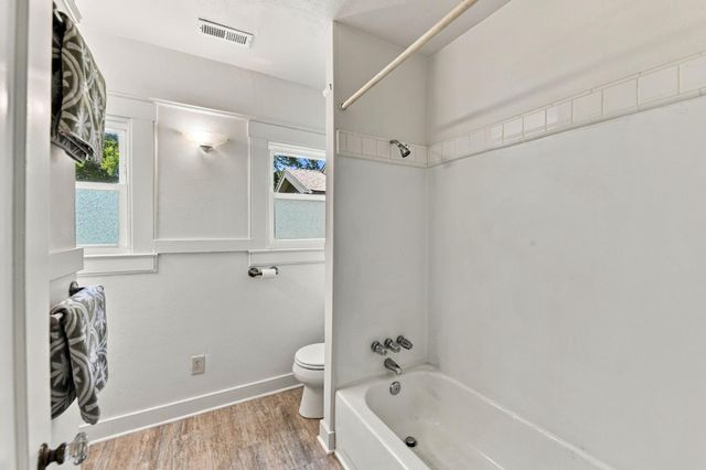 3035 Marshall Way, Sacramento, CA 95817