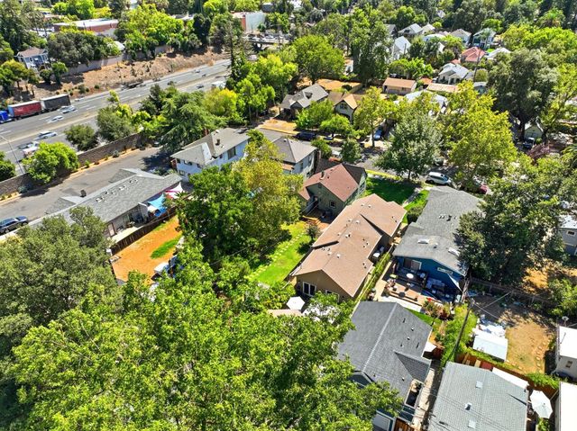 3035 Marshall Way, Sacramento, CA 95817
