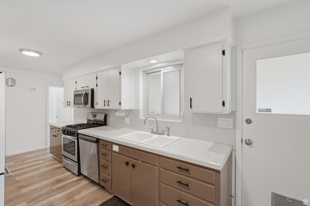 2090 W 5800 S, Roy, UT 84067