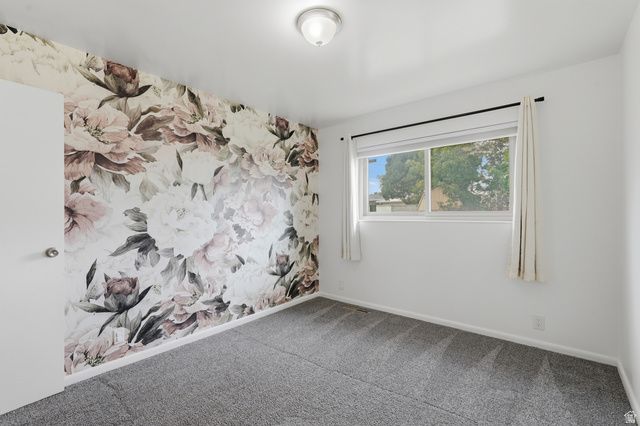 2090 W 5800 S, Roy, UT 84067