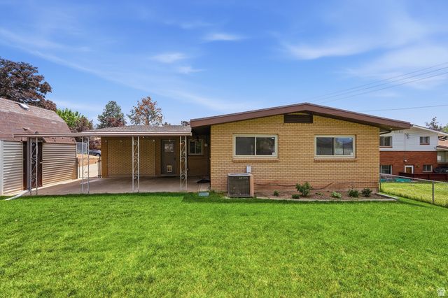 2090 W 5800 S, Roy, UT 84067