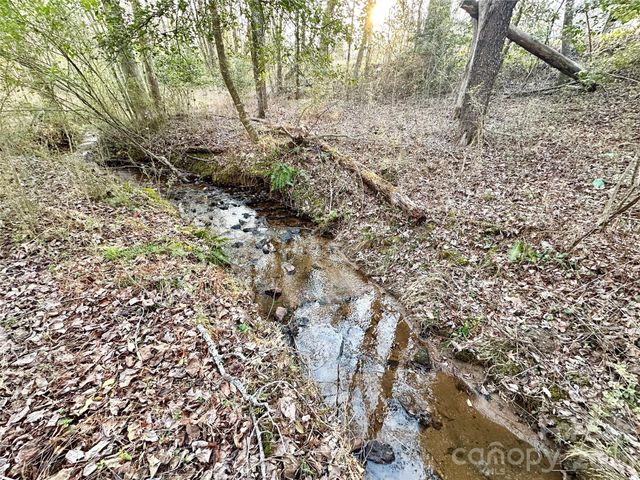 3306 Christie Road, Hudson, NC 28638