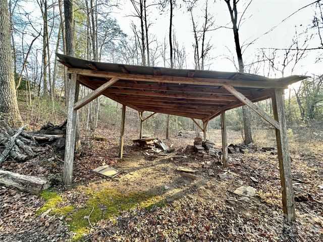 3306 Christie Road, Hudson, NC 28638